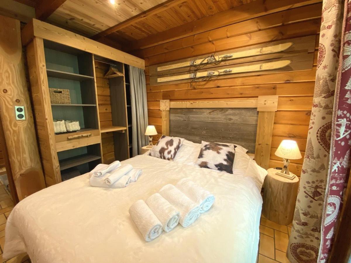 Le Montagnard Chalet En Bois Villa ลาแบรส ภายนอก รูปภาพ