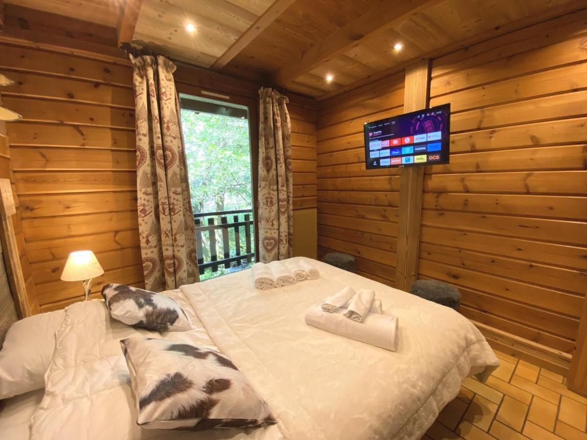 Le Montagnard Chalet En Bois Villa ลาแบรส ภายนอก รูปภาพ